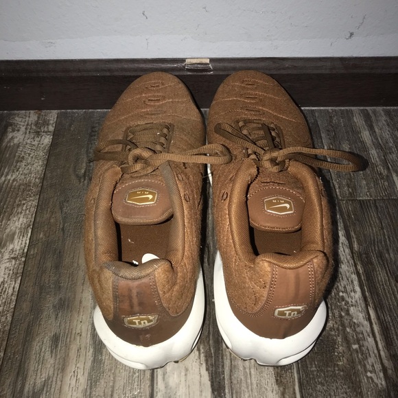 Nike Air Max Plus ‘Quilted Ale Brown’ - Picture 3 of 4